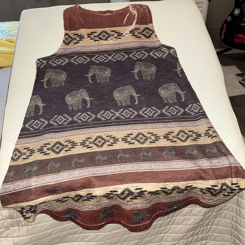 BNWOT tank top Western style with elephants